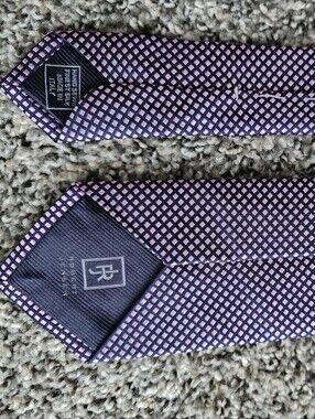 Robert JENSEN Pink and Navy Geometric Silk Tie